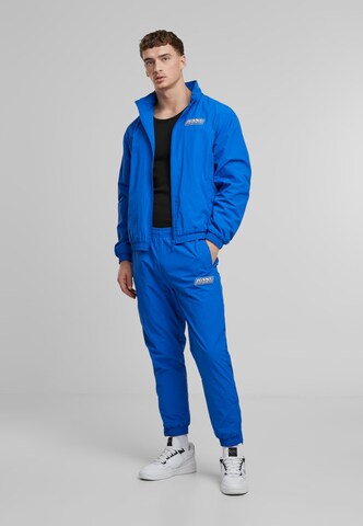 Loosefit Pantaloni sportivi di Karl Kani in blu