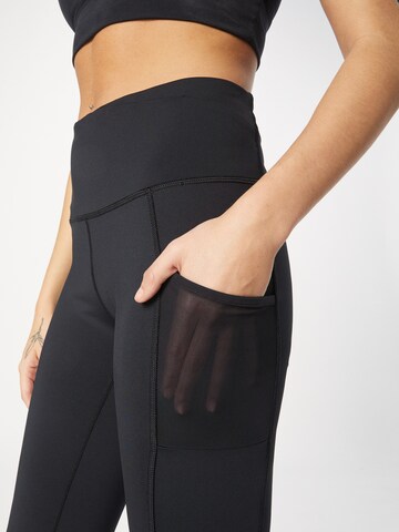 Skinny Pantalon de sport 'Windgates' COLUMBIA en noir