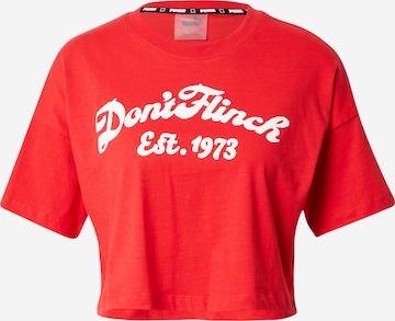 T-shirt fonctionnel PUMA en rouge : devant