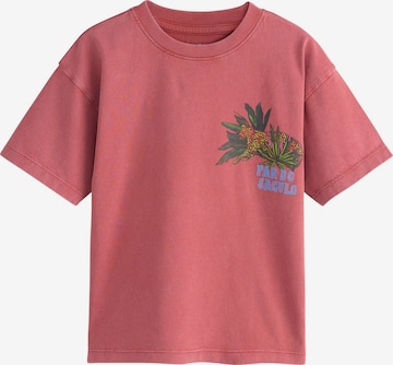 Next T-Shirt in Rot: Vorderseite