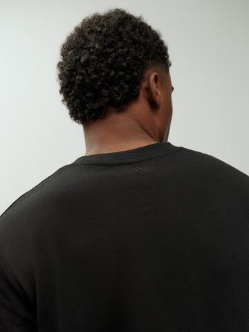 DAN FOX APPAREL Футболка 'Essentials Mid Weight' в Черный