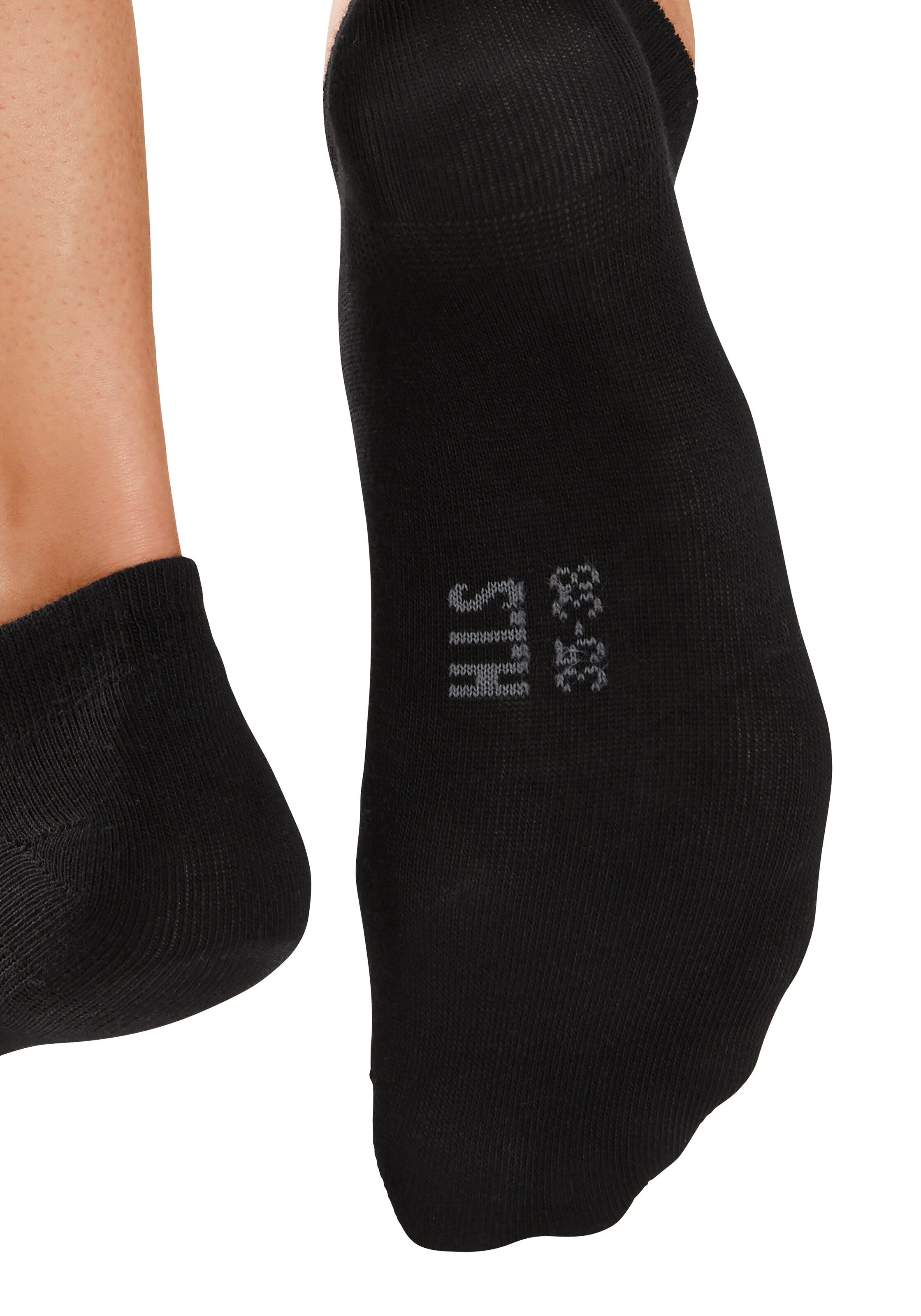 H.I.S Athletic Socks in Black