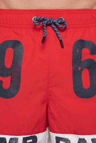 CAMP DAVID Board Shorts in Red