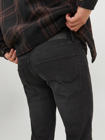 JACK & JONES Slimfit Jeans 'Mike' in Zwart