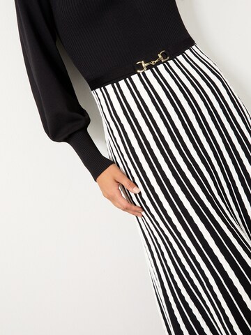 Lipsy Strikkjole i sort