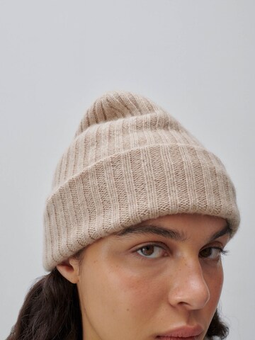 ABOUT YOU x Marie von Behrens Шапка 'Caja Beanie' в Бежевый