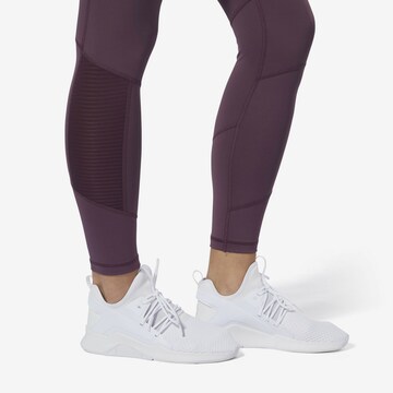 Reebok Skinny Sporthose in Lila