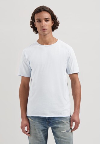 Dstrezzed T-Shirt 'The Mc. Queen' in Blau: Vorderseite