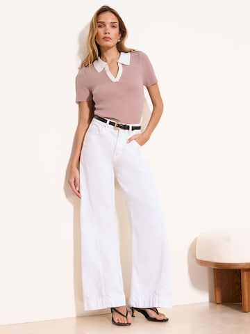 Lipsy Футболка в Бежевый