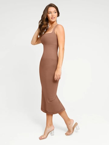 Robe 'CLARA' FÉMINITÉ Fatale en beige