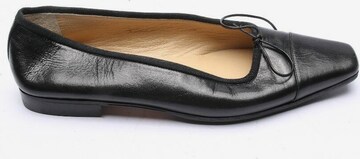 Unützer Flats & Loafers in 38 in Black: front