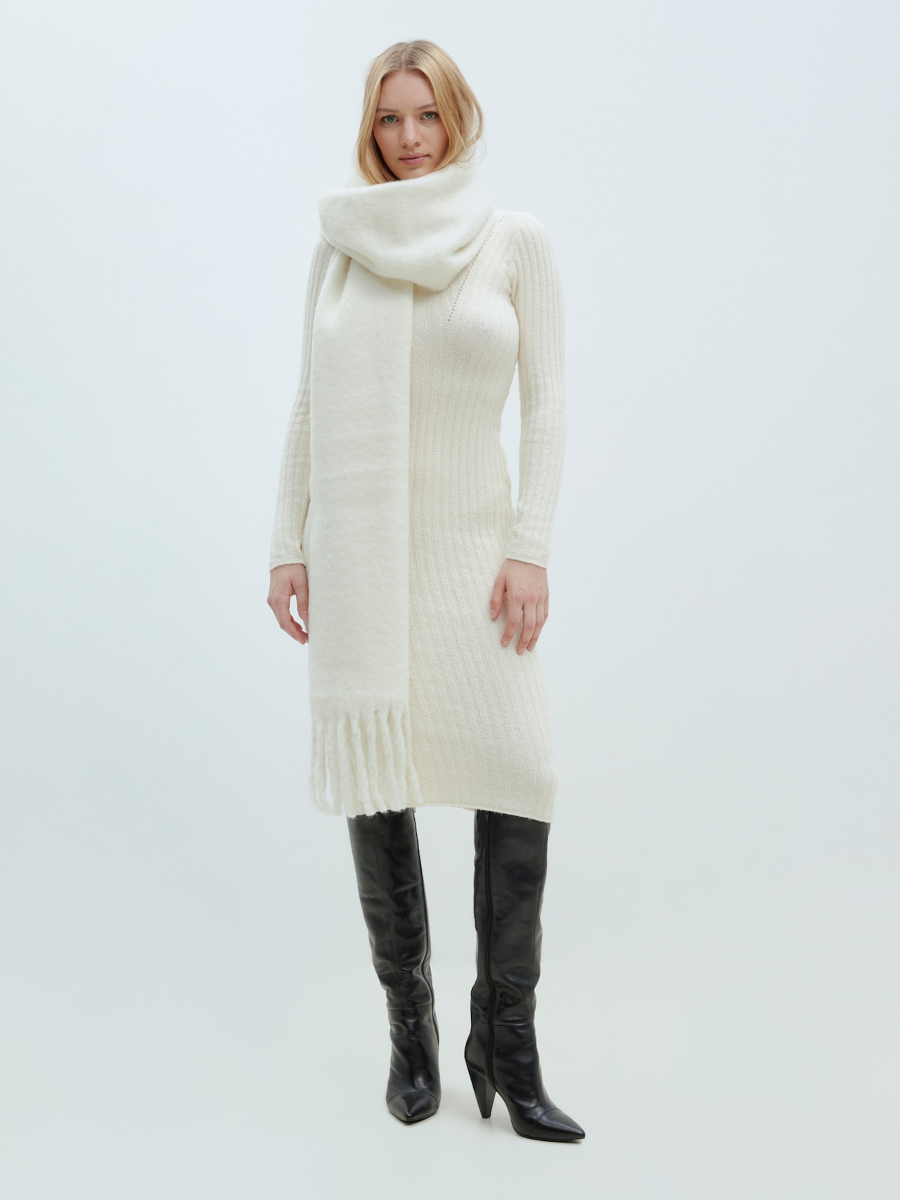 EDITED Gebreide jurk 'Saphia' Offwhite