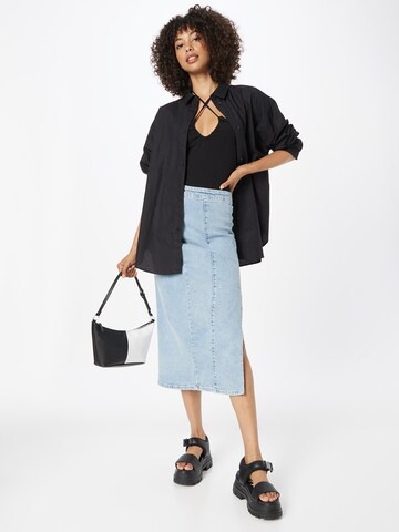 Monki Bluse in Schwarz