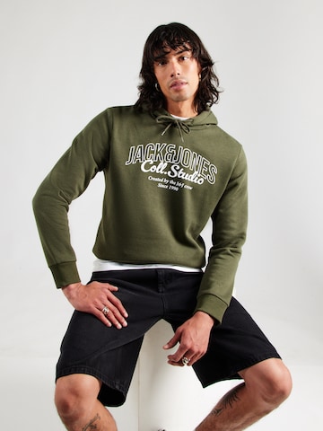 JACK & JONES Свитшот 'JJMAKOTO' в Зеленый: спереди