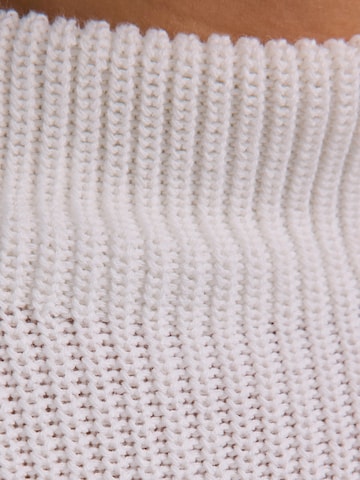 FALKE Pullover‌‌‌‌‌‌‌‌‌ in Weiß