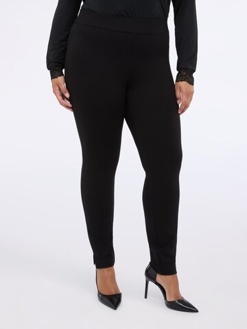 Skinny Pantaloni di Fiorella Rubino in nero: frontale