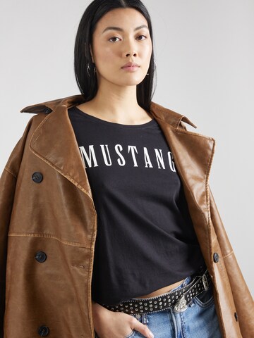 MUSTANG Μπλουζάκι 'Alama' σε μαύρο