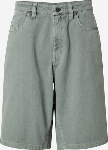 Jean 'Nanolo' Iriedaily en vert : devant