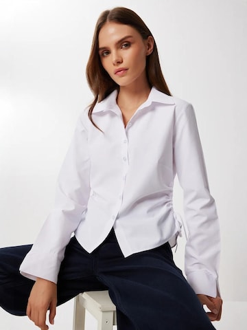 Happiness İstanbul - Blusa em branco