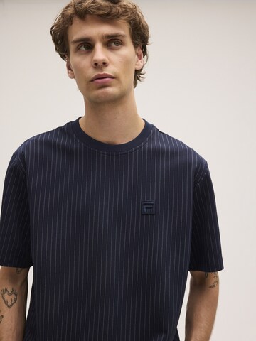 FILA - Camiseta 'PADOLA relaxed pinstripe t-shirt' en azul