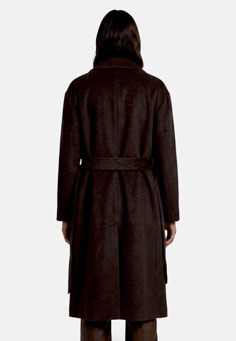 zero Winter Coat in Brown