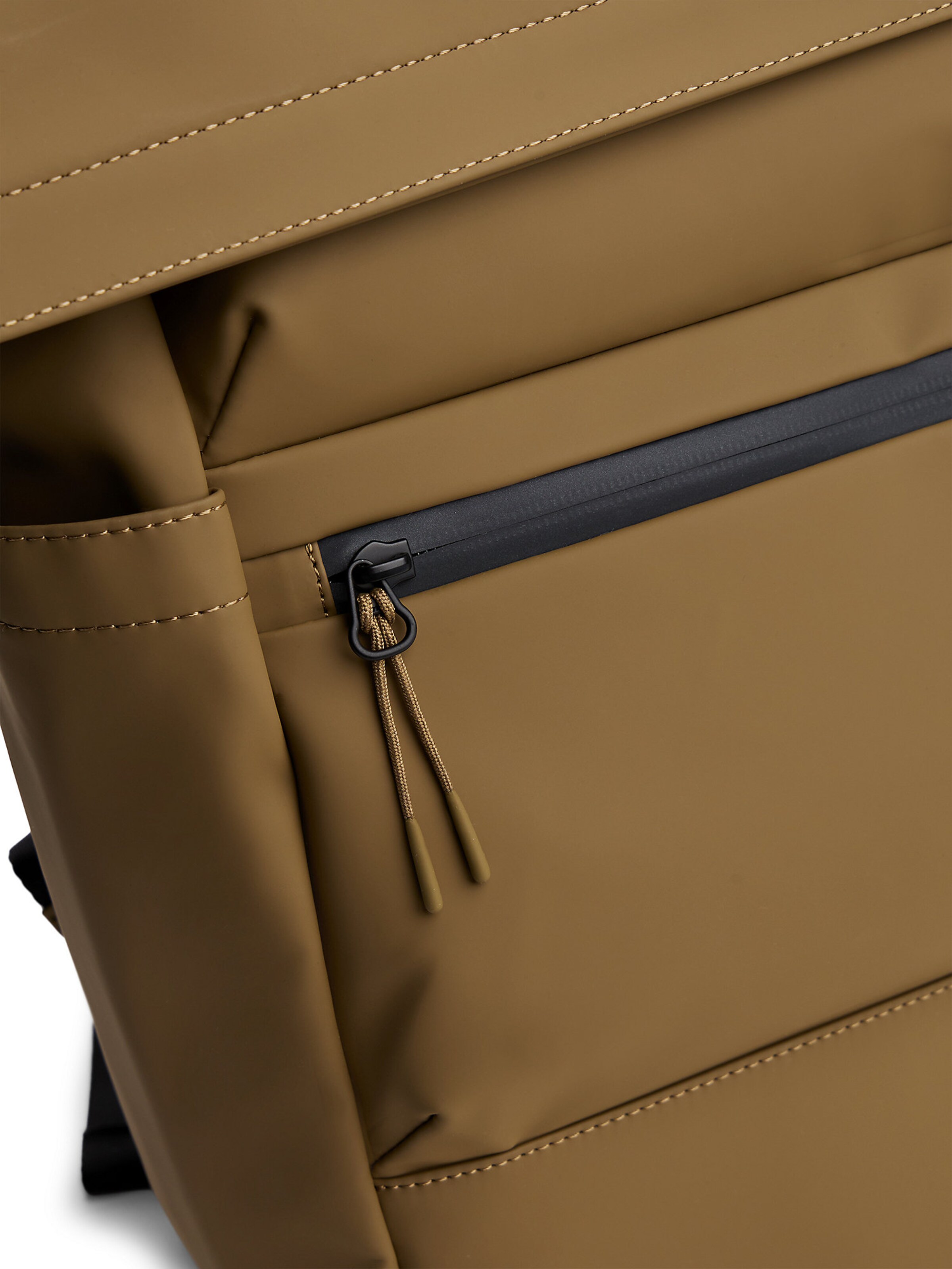 TOMMY HILFIGER Backpack in Brown