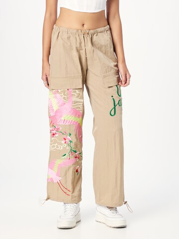 Nasty Gal Loose fit Cargo Pants in Beige: front