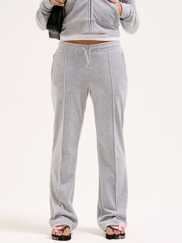 regular Pantaloni sportivi di Juicy Couture in grigio