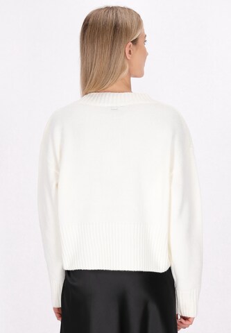DreiMaster Klassik Sweater in White