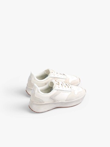 Baskets basses 'New Felishu' Scalpers en blanc