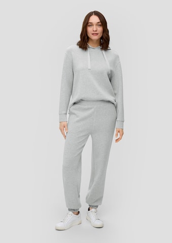 s.Oliver Regular Trousers in Grey