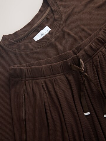 Next Pyjama in Braun