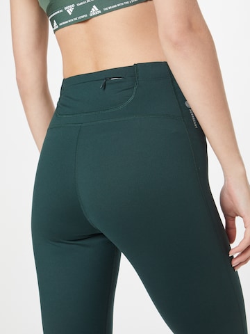 ADIDAS SPORTSWEAR - Slimfit Pantalón deportivo 'Run Icons Winter ' en verde