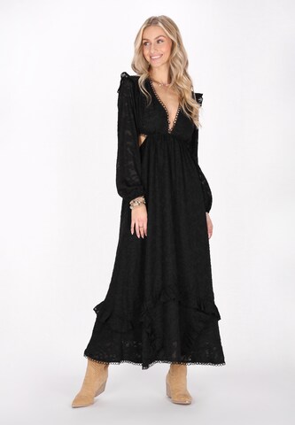 IZIA - Vestido de noche en negro: frente