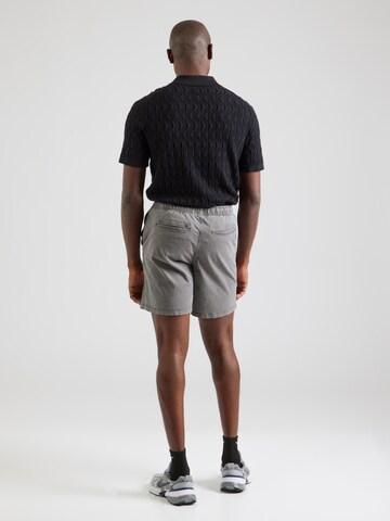 Regular Pantalon chino GAP en noir
