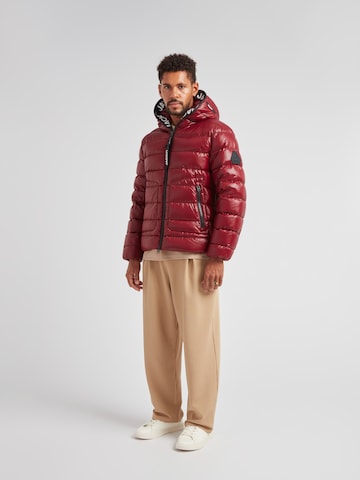 JACK1T Jacke ' R4D Tramline Puffer Racer Matt ' in Rot
