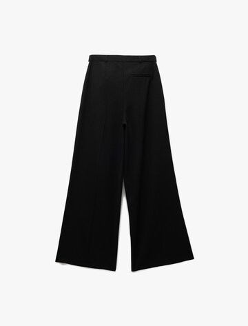 Koton Wide leg Pleat-Front Pants in Black