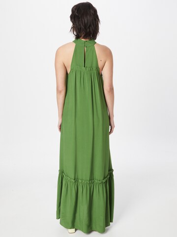 Rochie de la Sisley pe verde