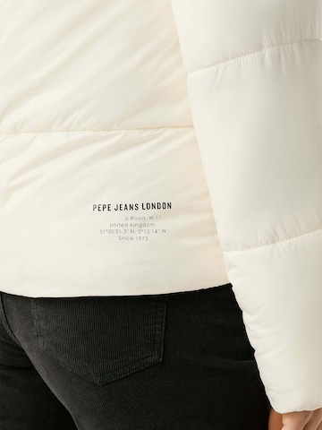 Pepe Jeans Jacke 'Sussy' in Weiß