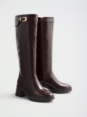 Lipsy Boot in Brown