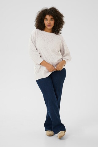 Pull-over 'Anita' KAFFE CURVE en gris