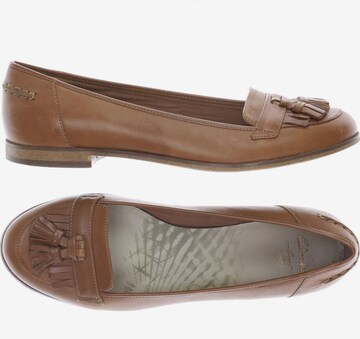CLARKS Flats & Loafers in 40,5 in Brown: front
