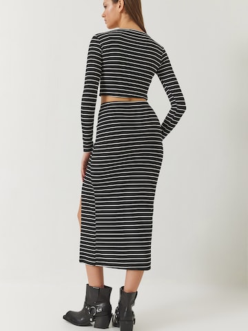 Bianco Lucci Suit in Black