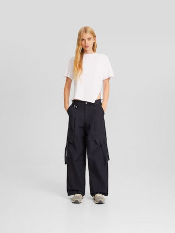 Bershka Wide Leg Hose in Grau