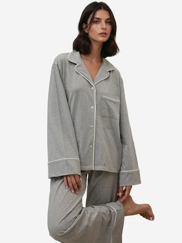 Hiccup Pajama in Grey: front