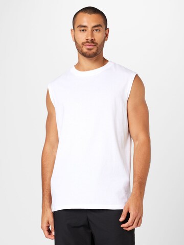 WEEKDAY Тениска 'Benjamin' в бяло: отпред