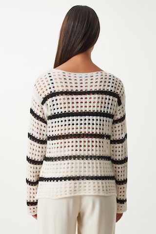 Happiness İstanbul Pullover in Beige