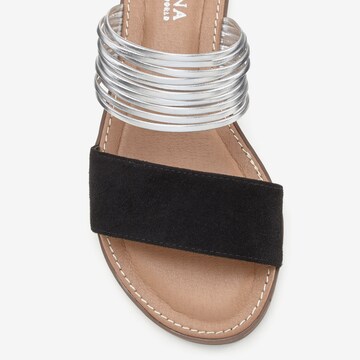 LASCANA Sandal i svart