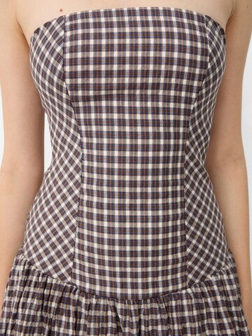 Bershka Šaty – hnědá