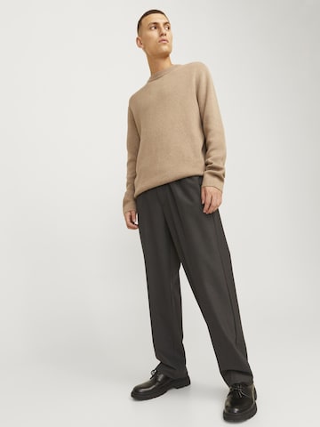 Loosefit Pantalon à plis JACK & JONES en marron